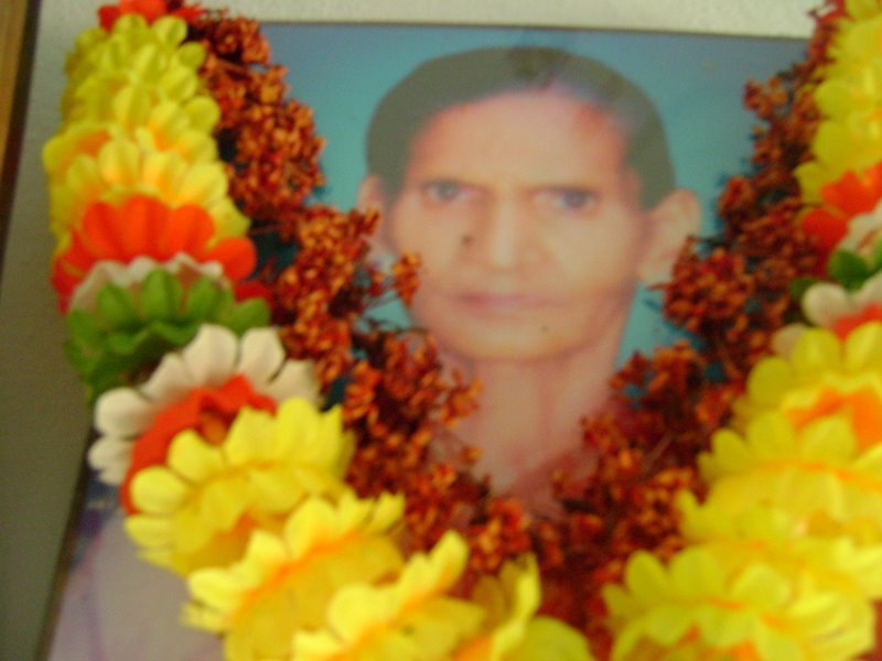 SANTAMMA YADLAPALLI
